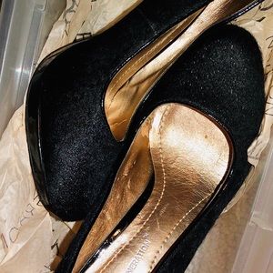 SALE🔴FOXY PAIR OF SHOES❤️THEM HEELS